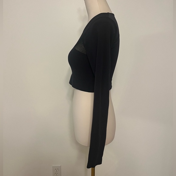 Varley Crescent Long Sleeve Seamless Crop Top - Picture 6 of 12